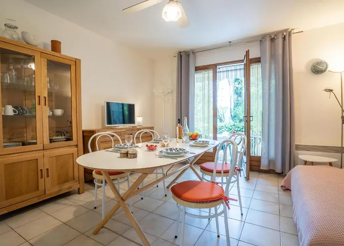 Des Calanques-1 By Interhome Appartement Saint Aygulf