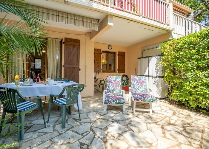 Des Calanques-1 By Interhome 아파트